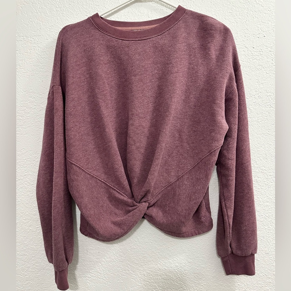 Cozy mauve shambhala cropped sweatshirt with a twist size xs